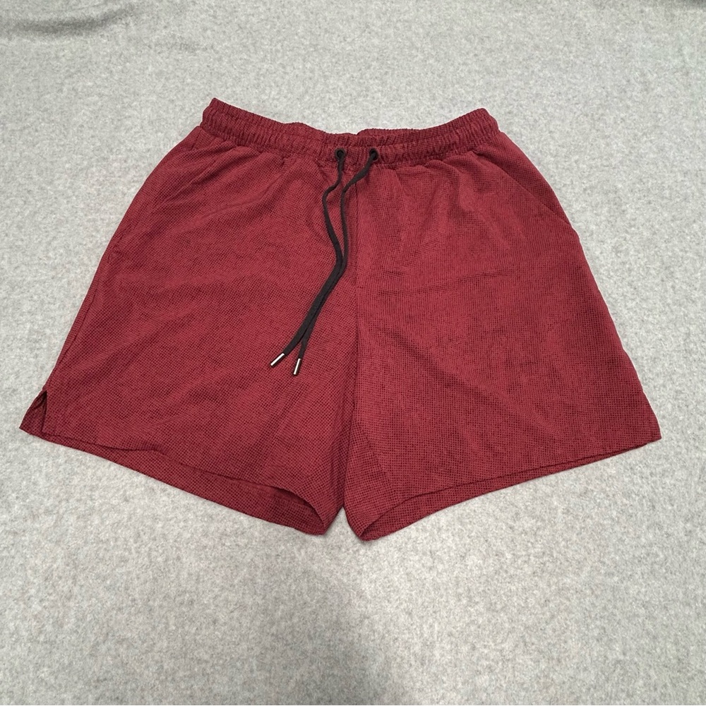 Stori brand Men's Athletic Shorts in Deep burgundy with black spandex underlayer